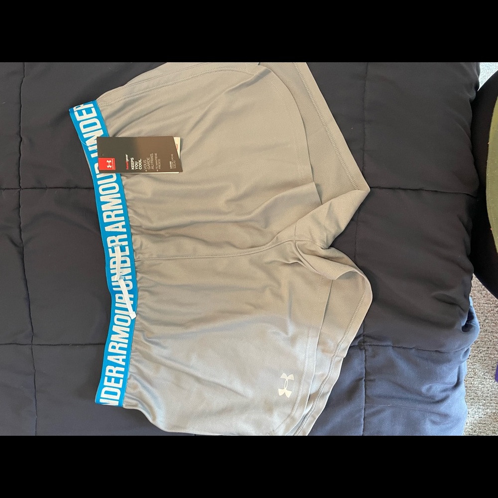 Large under armour shorts